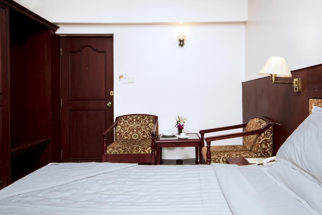 Rr Residency Hotel Kodaikanal Quarto foto